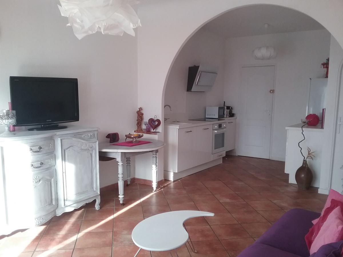 Petite Fleur D'Azur Acomodação com café da manhã Cagnes-sur-Mer Exterior foto